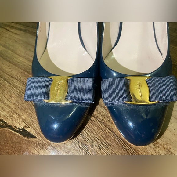 Ferragamo heels - Picture 4 of 14